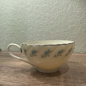 Lenox Cream and Blue Floral Mug